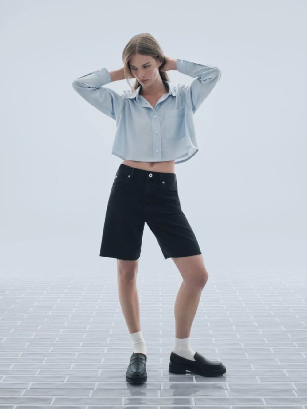 Everlane Chunky Loafer - Picture 2 of 11